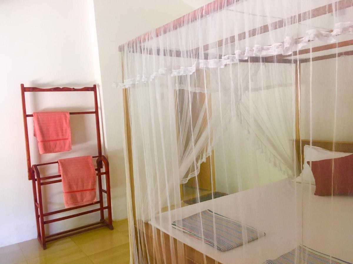 Arachchi Guest House Мірісса Екстер'єр фото