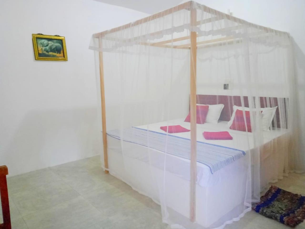 Arachchi Guest House Мірісса Екстер'єр фото